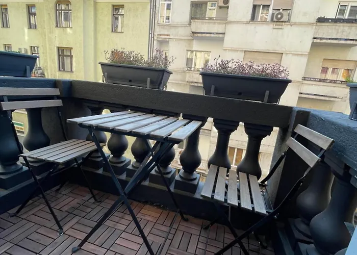 Szip Tatra Gold - Downtown Budapest